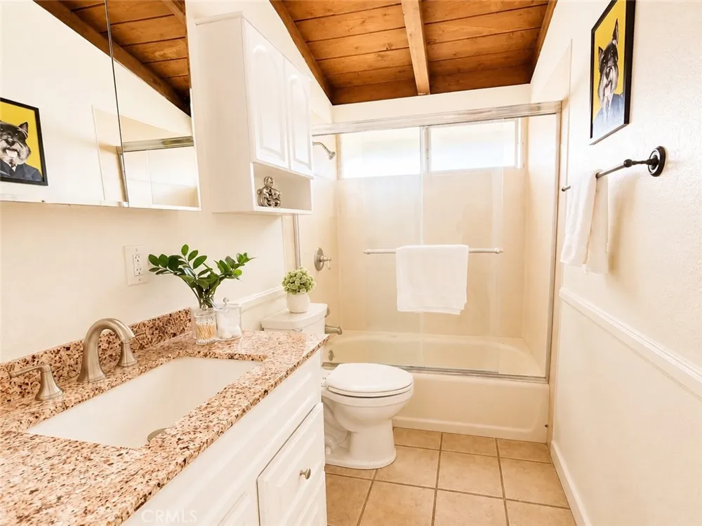 2501 Santa Ysabel Fullerton, CA 92831