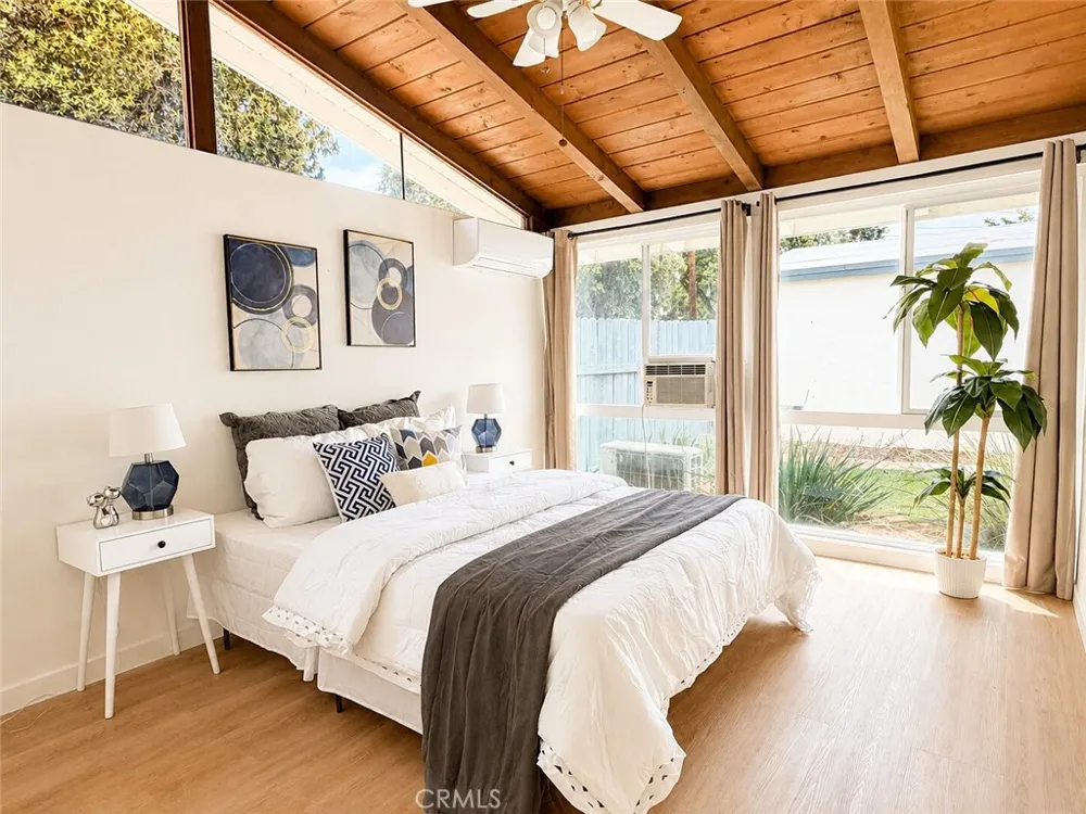 2501 Santa Ysabel Fullerton, CA 92831