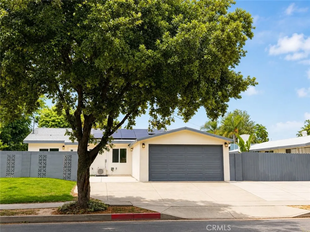2501 Santa Ysabel Fullerton, CA 92831