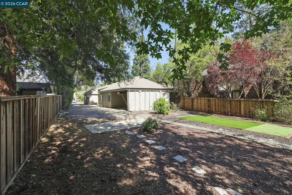 3597 Walnut St Lafayette, CA 94549
