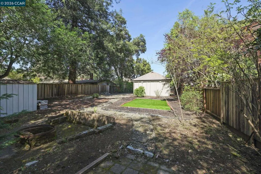 3597 Walnut St Lafayette, CA 94549