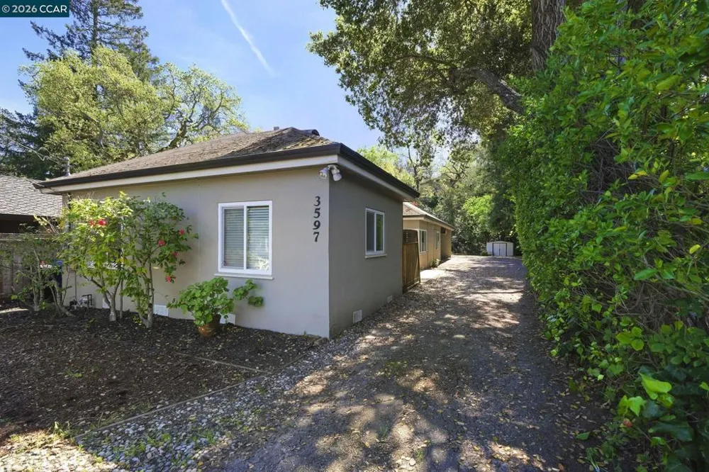 3597 Walnut St Lafayette, CA 94549