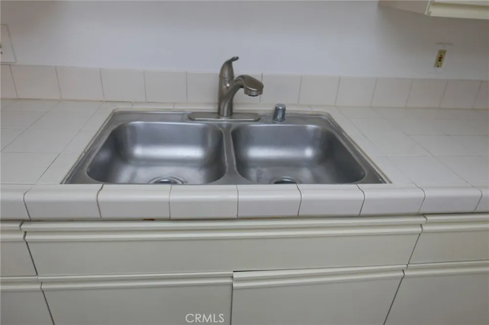 16795 Roosevelt #C Huntington Beach, CA 92649