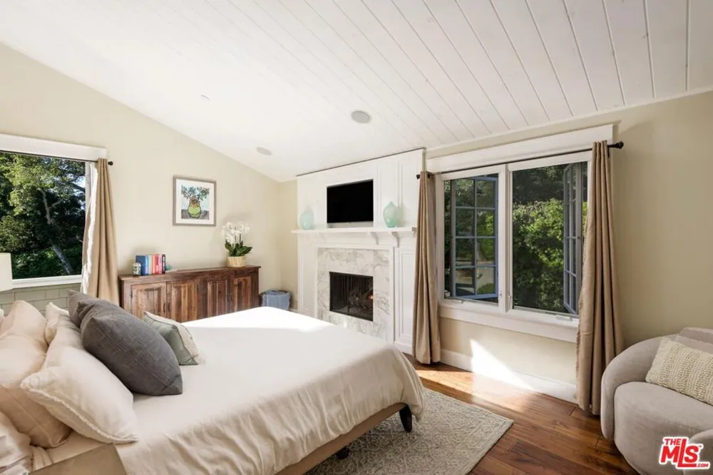 1650 E Valley Road Santa Barbara, CA 93108