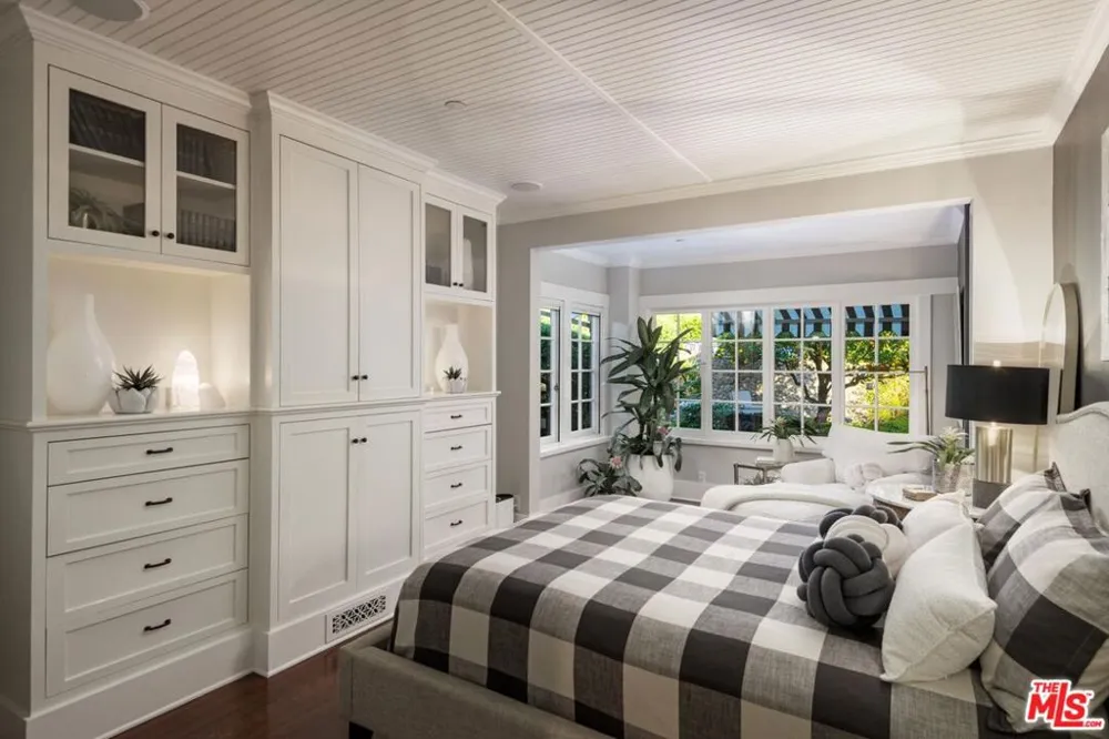 1650 E Valley Road Santa Barbara, CA 93108
