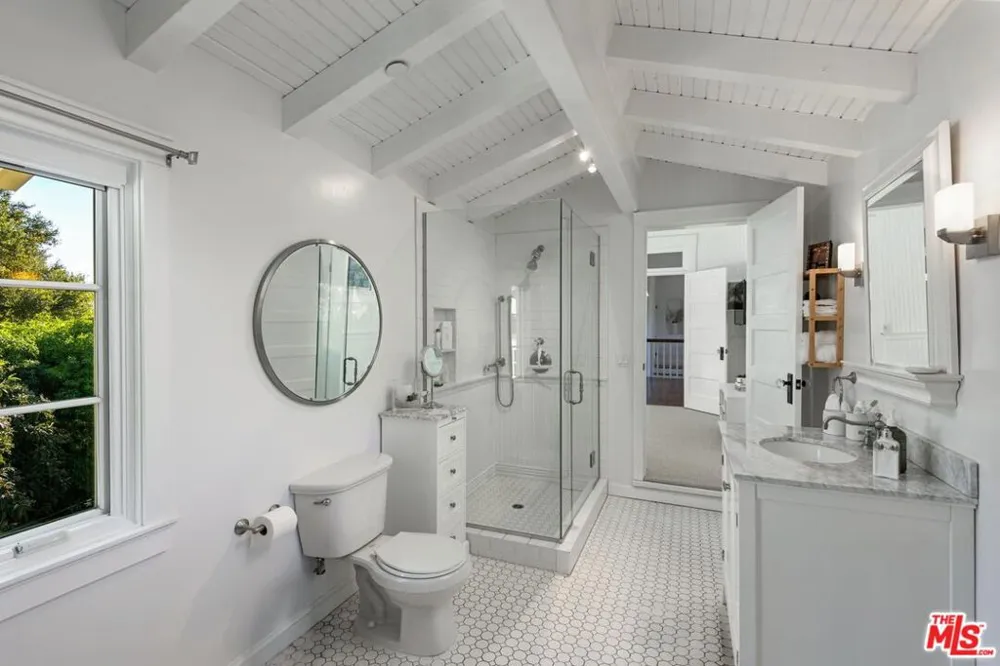 1650 E Valley Road Santa Barbara, CA 93108