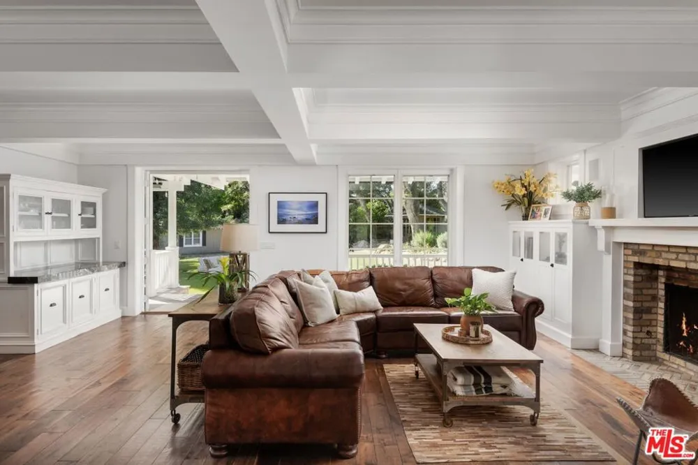1650 E Valley Road Santa Barbara, CA 93108