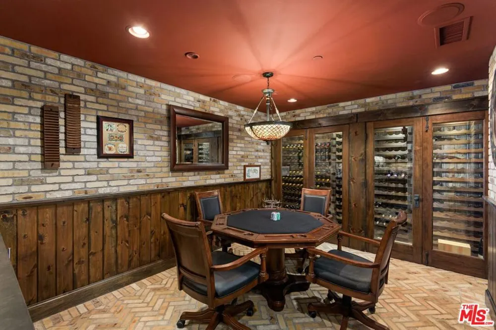 1650 E Valley Road Santa Barbara, CA 93108
