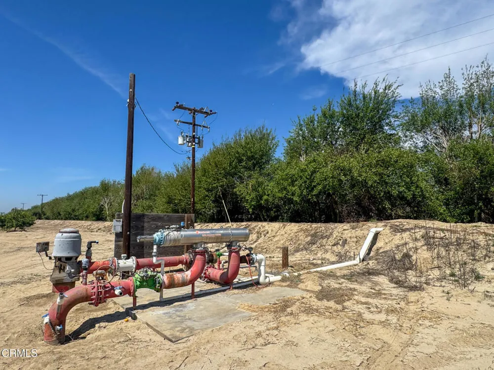 2417 South Mountain Road Fillmore, CA 93015