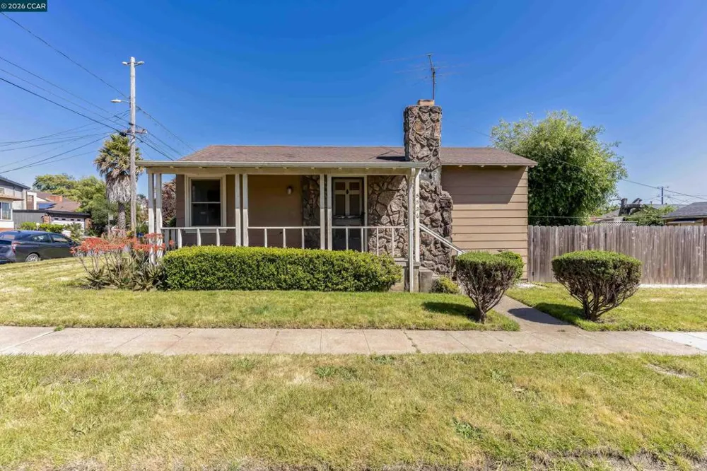 5526 Carl Ave Richmond, CA 94804