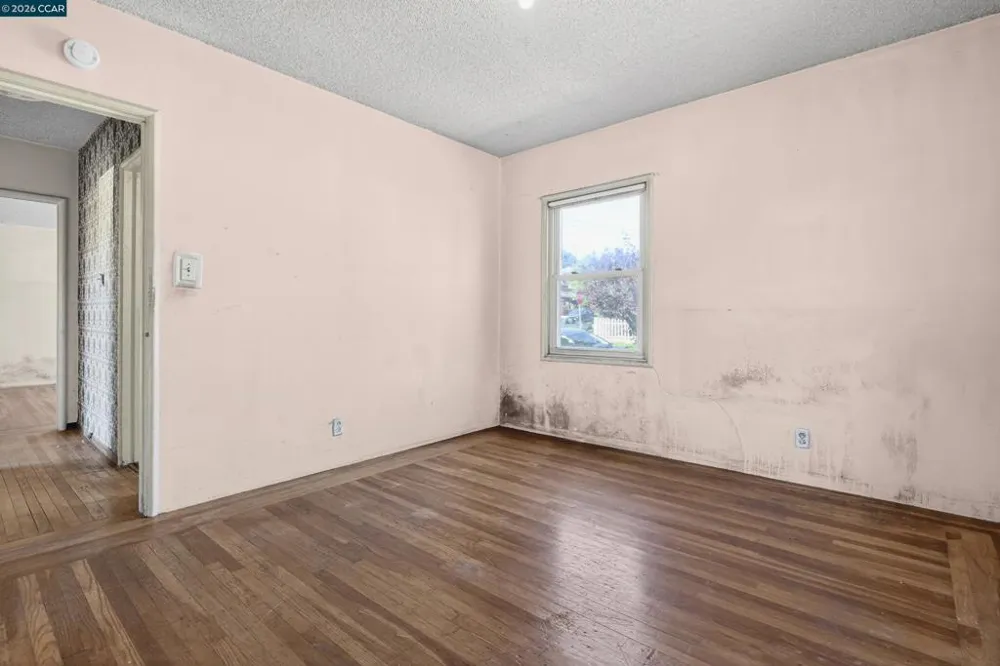 5526 Carl Ave Richmond, CA 94804