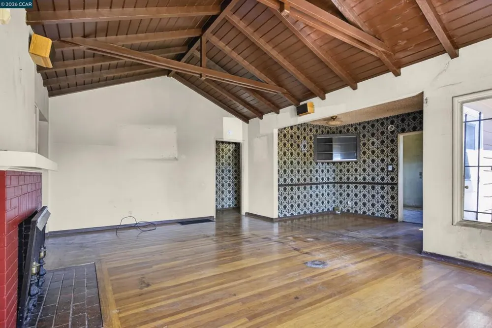 5526 Carl Ave Richmond, CA 94804