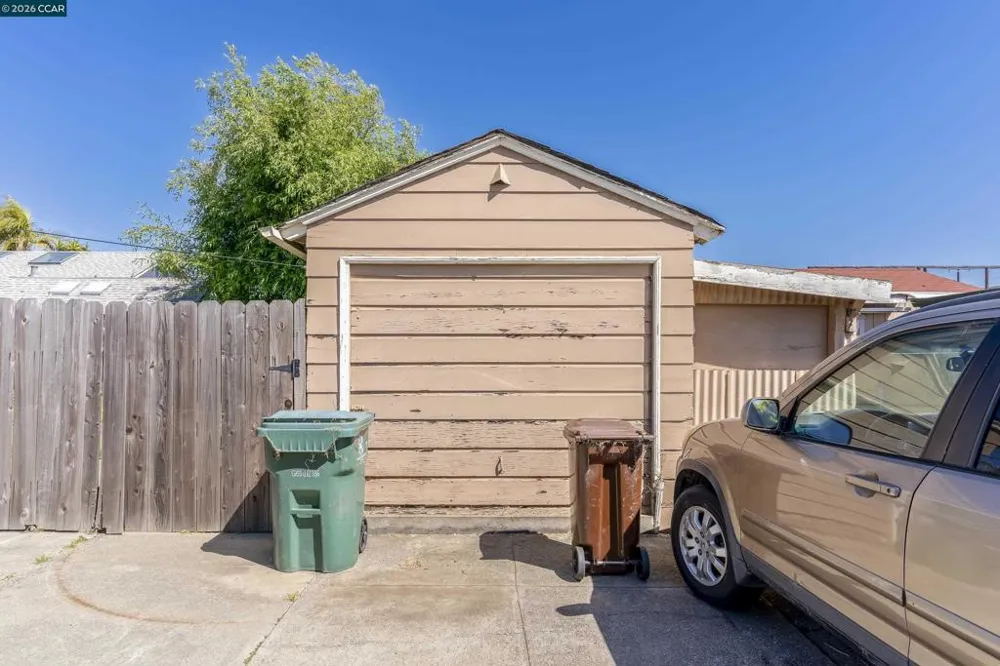 5526 Carl Ave Richmond, CA 94804