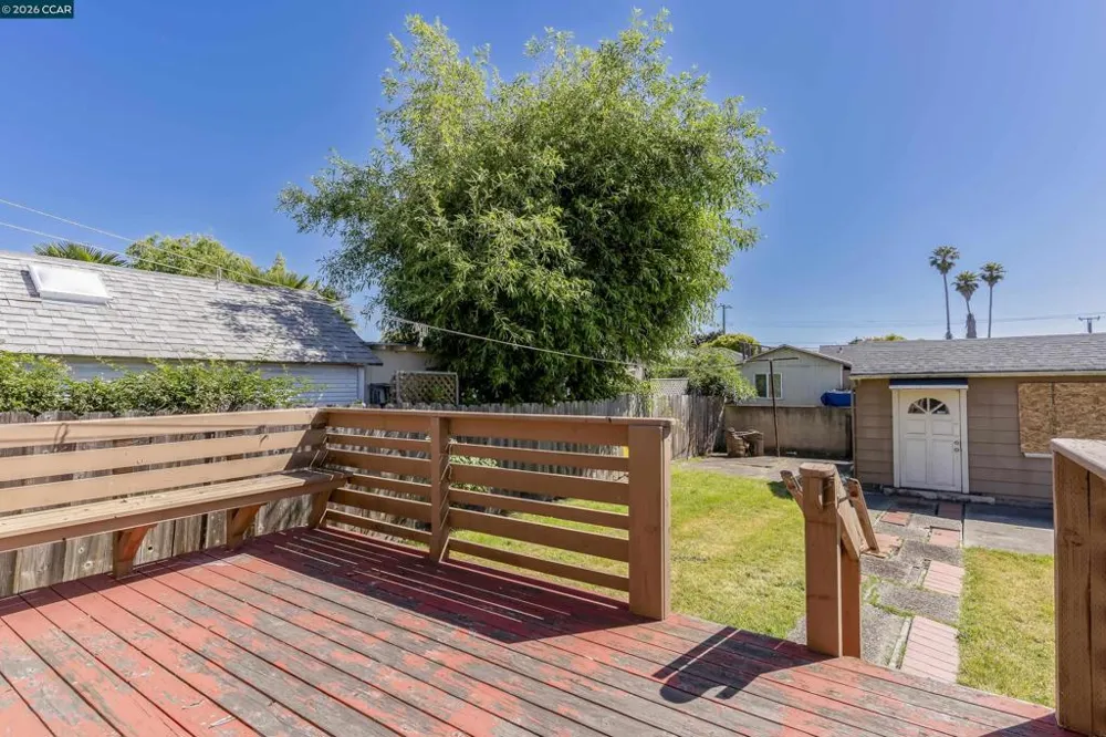 5526 Carl Ave Richmond, CA 94804