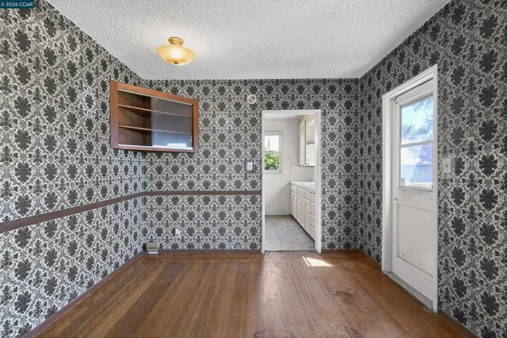 5526 Carl Ave Richmond, CA 94804