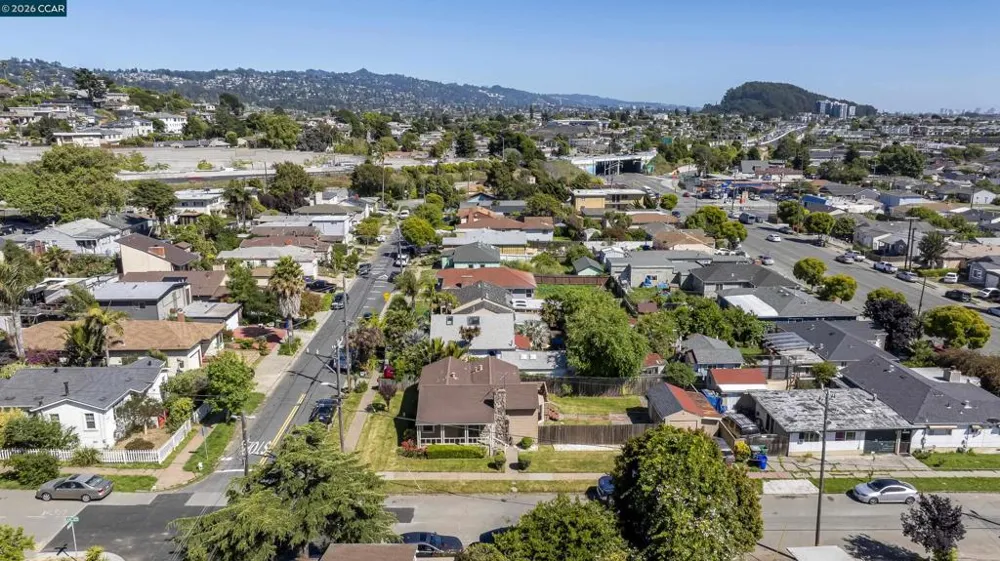 5526 Carl Ave Richmond, CA 94804