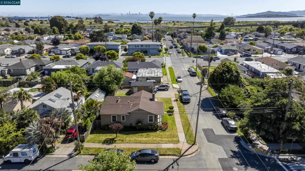 5526 Carl Ave Richmond, CA 94804