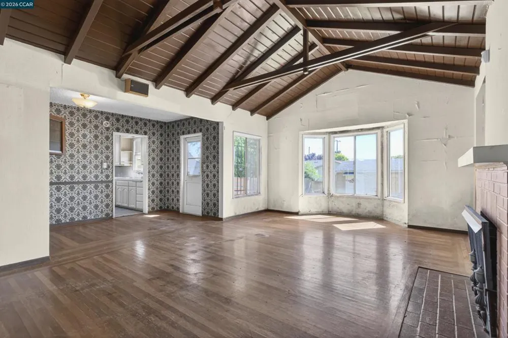 5526 Carl Ave Richmond, CA 94804