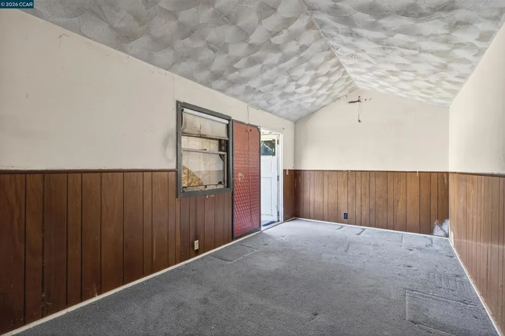 5526 Carl Ave Richmond, CA 94804