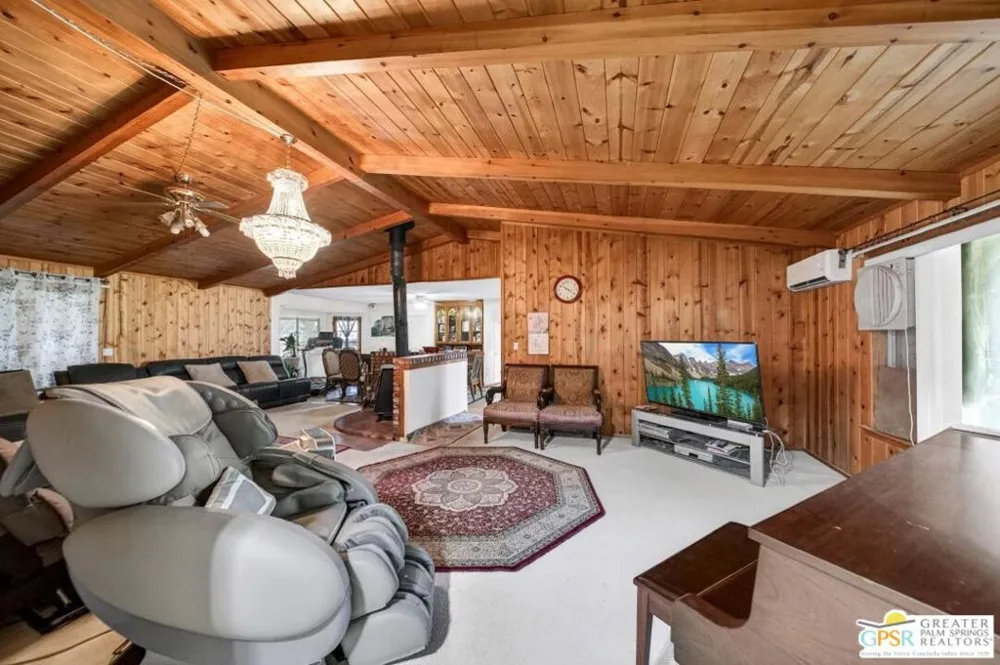 11446 Midway Avenue Lucerne Valley, CA 92356
