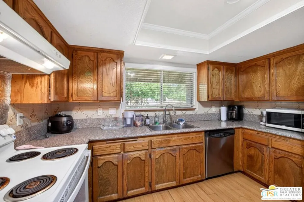 11446 Midway Avenue Lucerne Valley, CA 92356