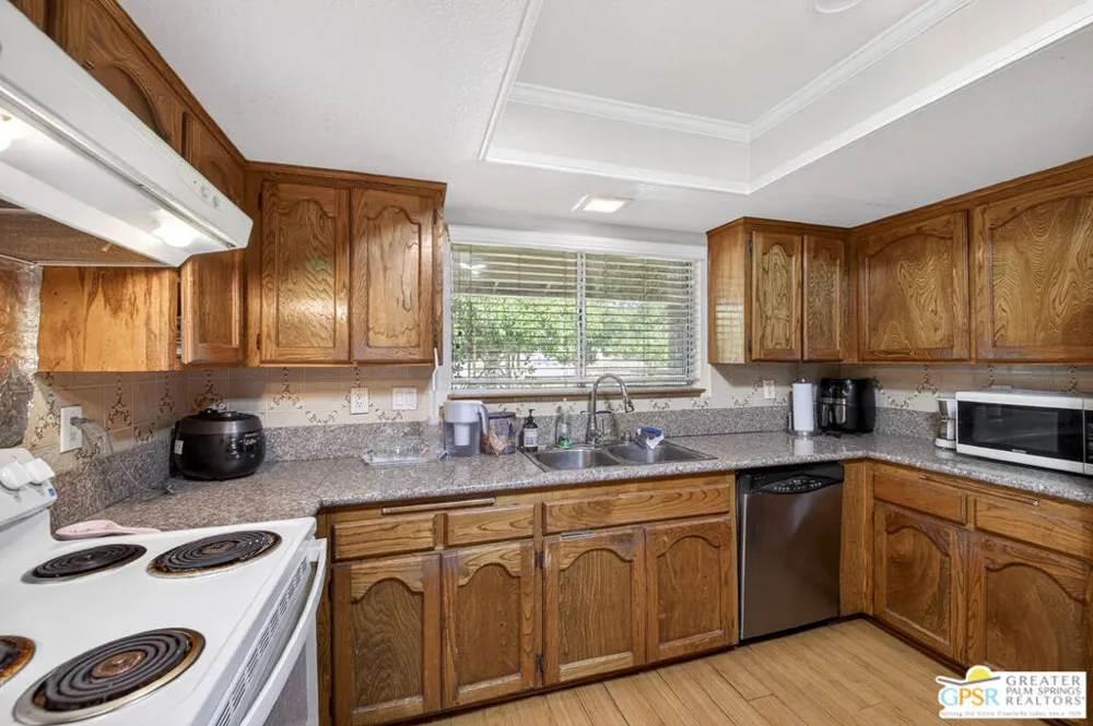 11446 Midway Avenue Lucerne Valley, CA 92356