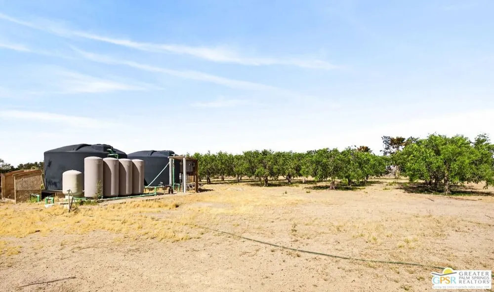 11446 Midway Avenue Lucerne Valley, CA 92356