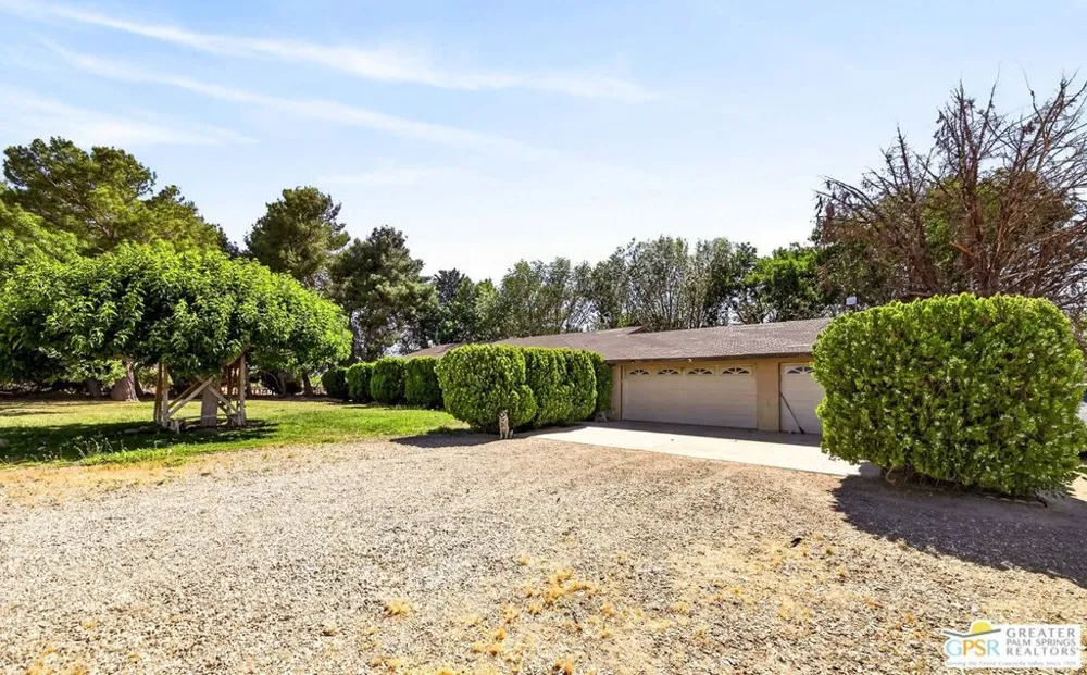 11446 Midway Avenue Lucerne Valley, CA 92356