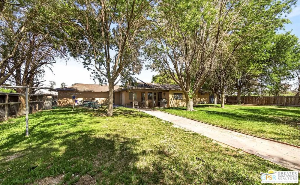 11446 Midway Avenue Lucerne Valley, CA 92356