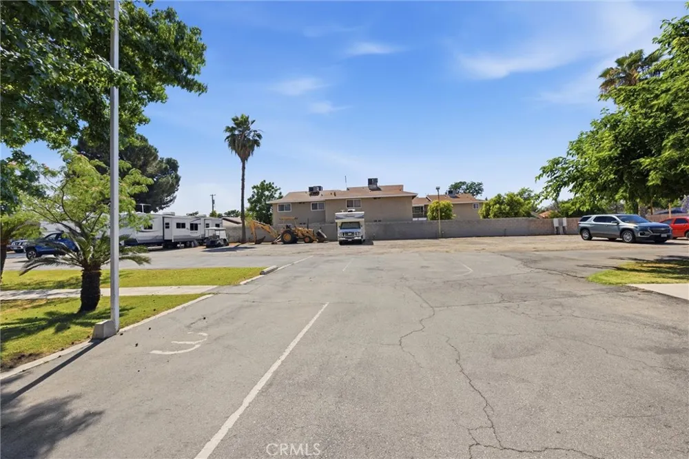 329 McCord Ave Bakersfield, CA 93308