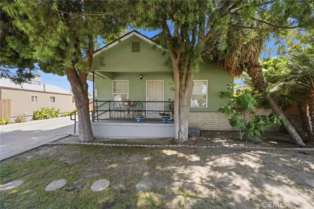 329 McCord Ave Bakersfield, CA 93308