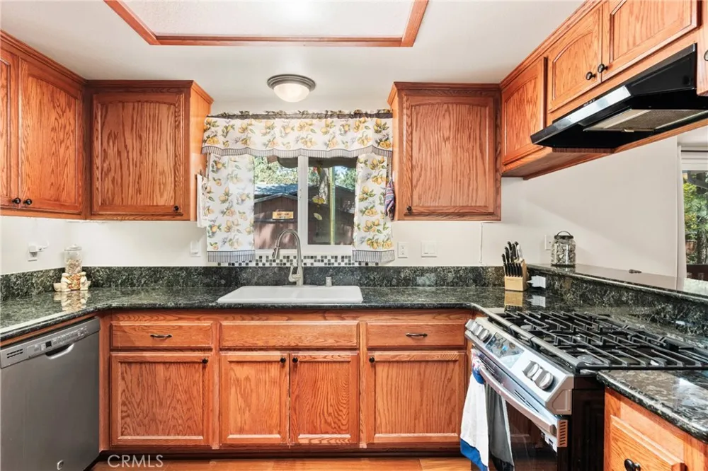 5399 Lone Pine Canyon Wrightwood, CA 92397