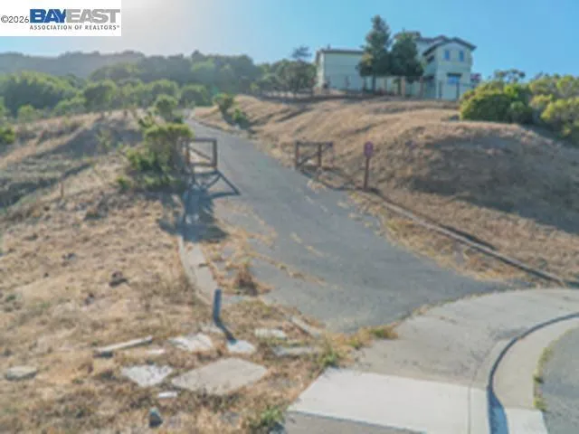 Knobcone Ct Richmond, CA 94803