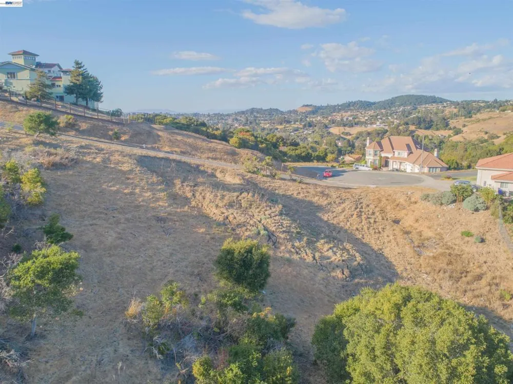 Knobcone Ct Richmond, CA 94803