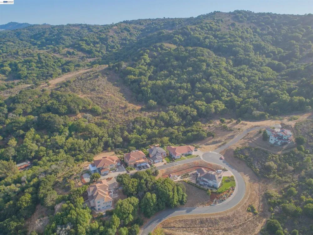 Knobcone Ct Richmond, CA 94803