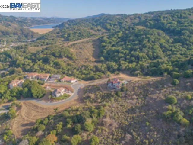 Knobcone Ct Richmond, CA 94803