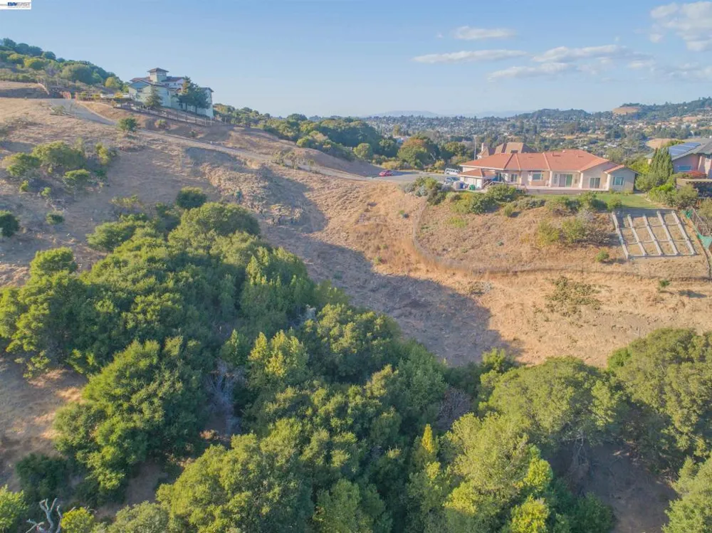 Knobcone Ct Richmond, CA 94803