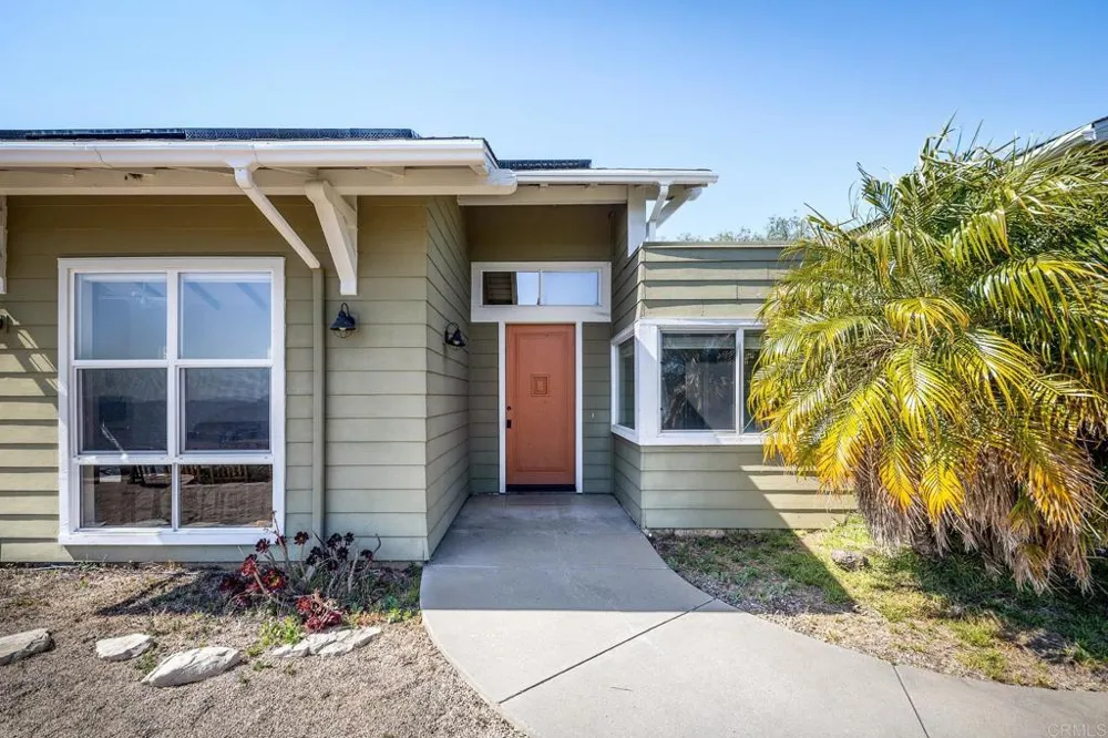 31924 Calle El Potrero Pauma Valley, CA 92061