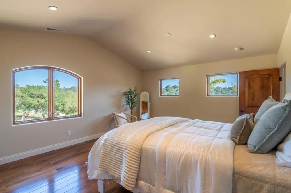 67 Tucker Road Royal Oaks, CA 95076