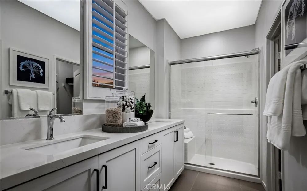 43879 WHITE SAGE WAY Temecula, CA 92590