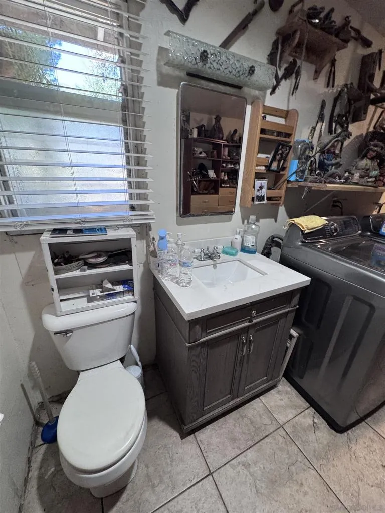 1311 Sunny Acres Alpine, CA 91901