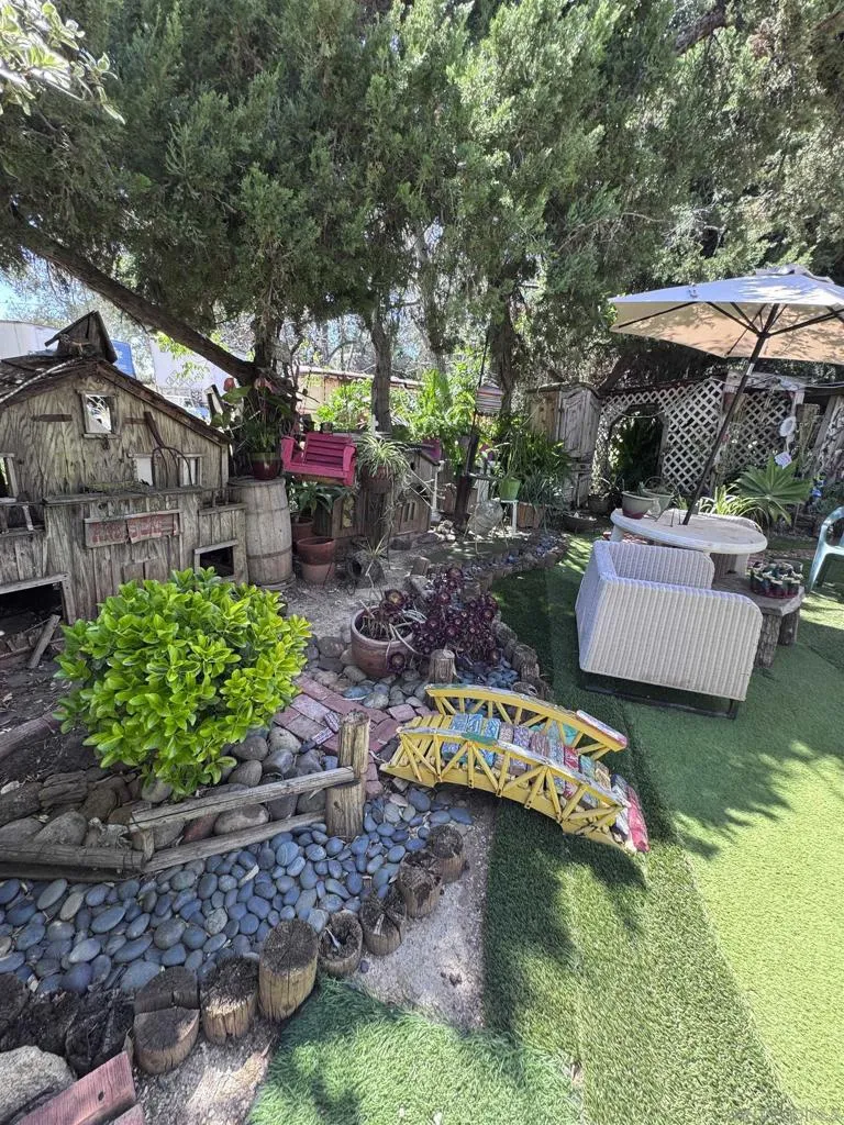 1311 Sunny Acres Alpine, CA 91901