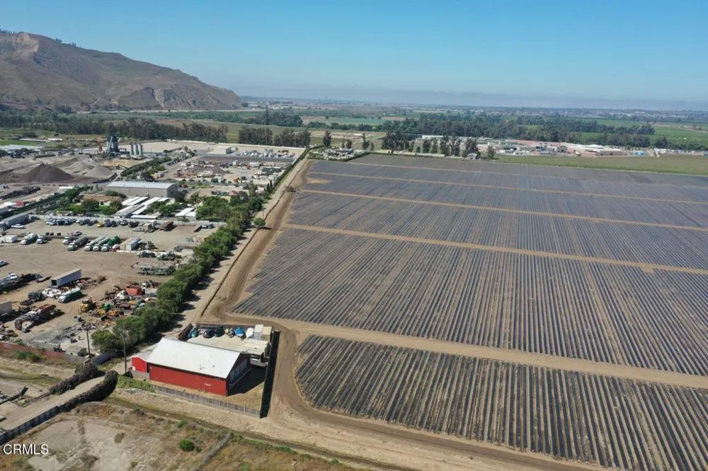 907 Mission Rock Road Santa Paula, CA 93060