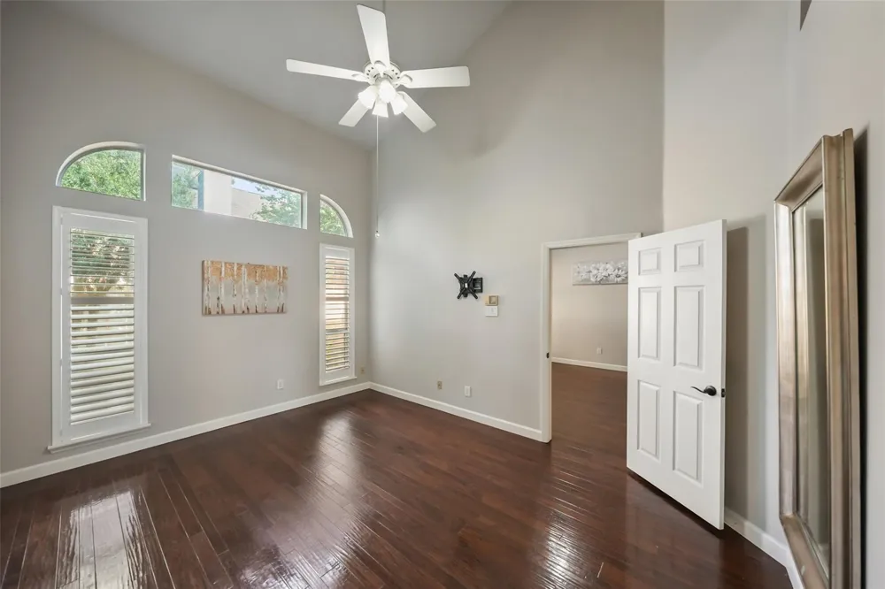 2351 Summit Way Court Kingwood, TX 77339
