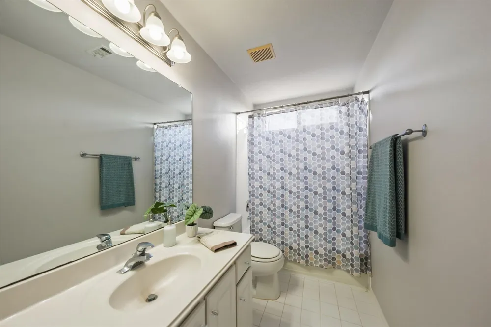 2351 Summit Way Court Kingwood, TX 77339