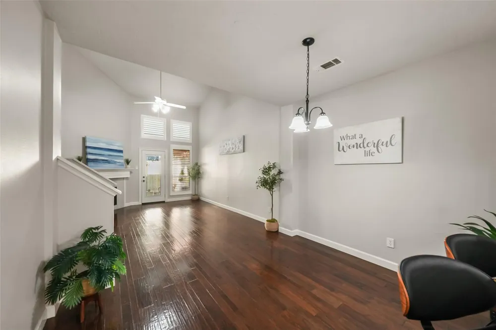 2351 Summit Way Court Kingwood, TX 77339