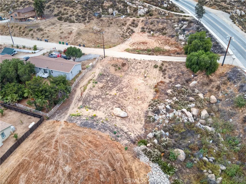 27560 Summit Menifee, CA 92585