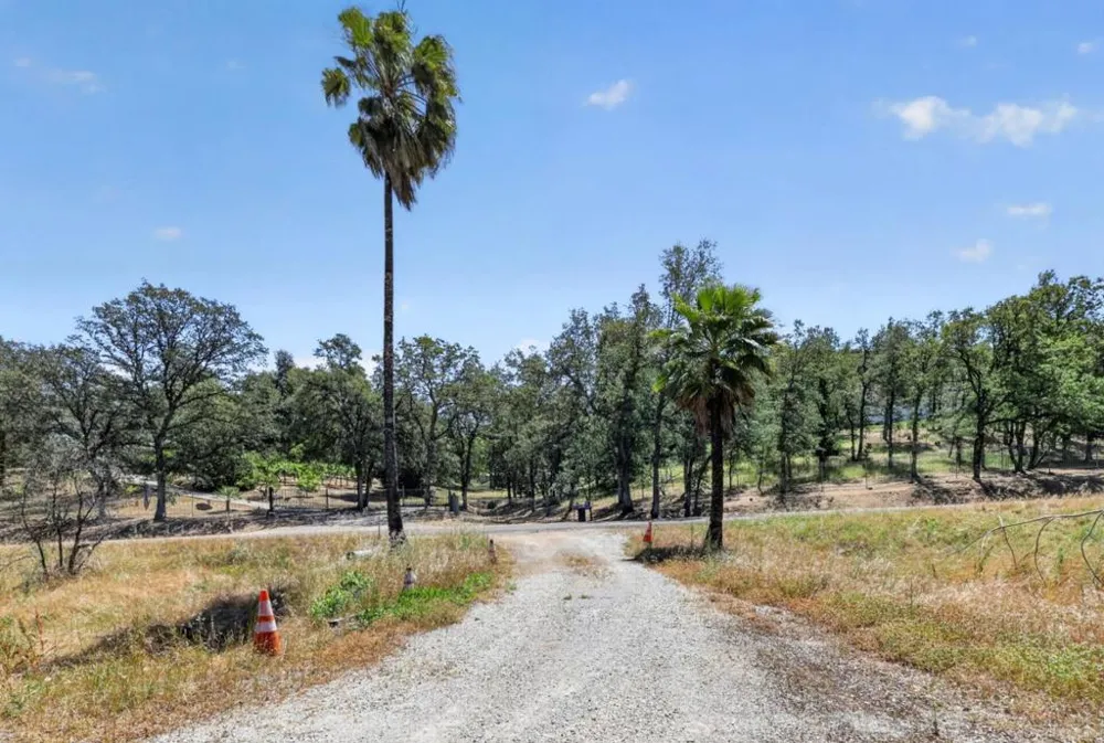 16416 Lower Springs Road Redding, CA 96001