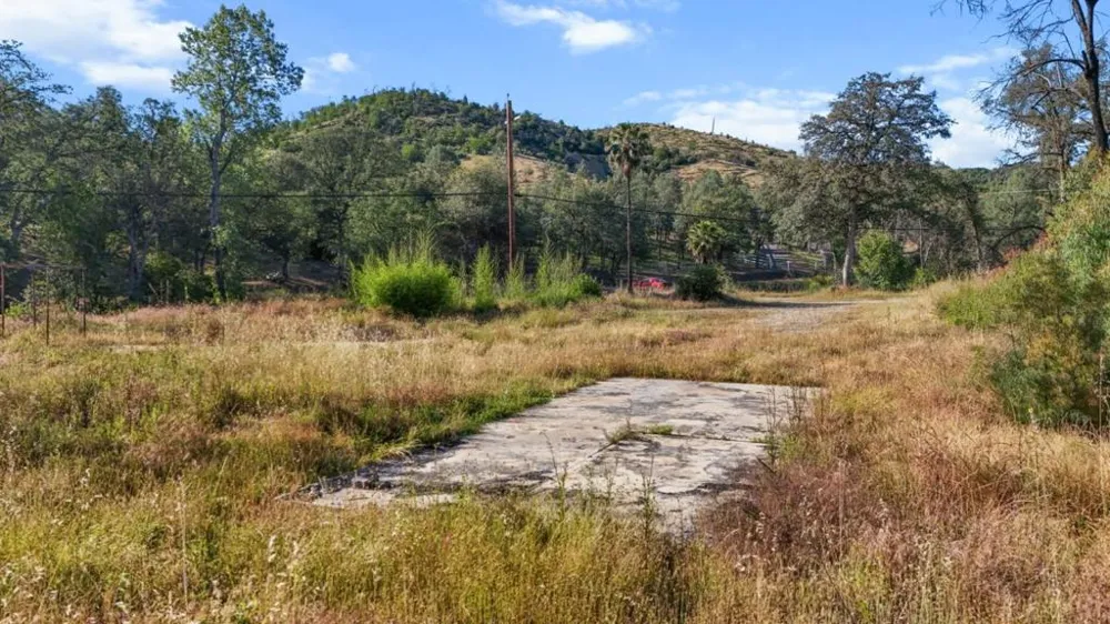 16416 Lower Springs Road Redding, CA 96001