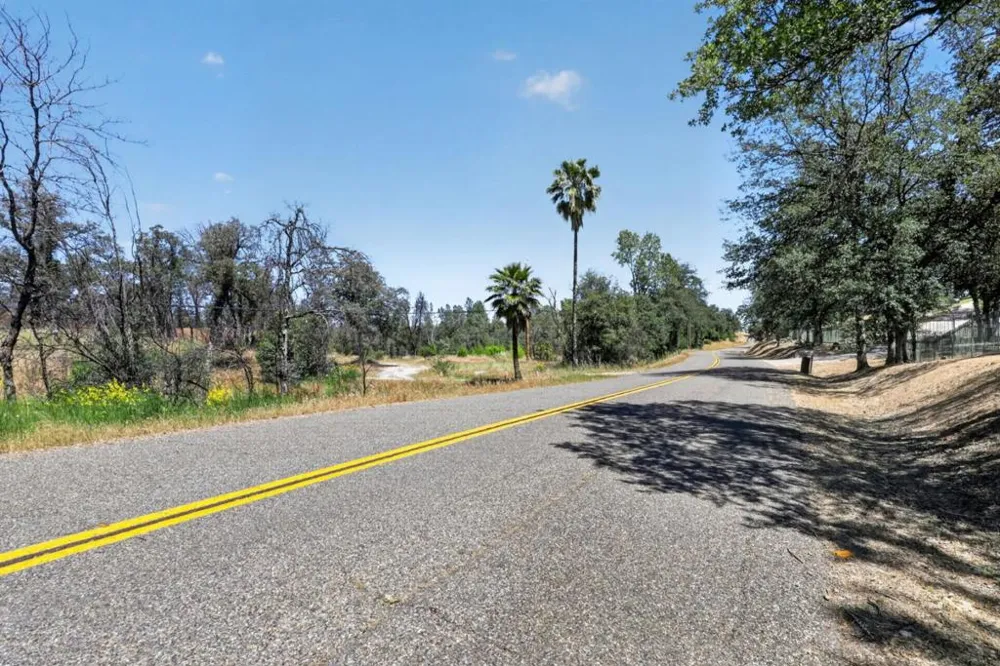 16416 Lower Springs Road Redding, CA 96001